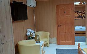 Bpr P3 Lodge Apartment With A/C